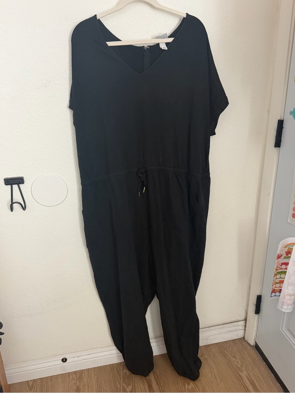Ava & Viv Black V-Neck Drawstring Jumpsuit